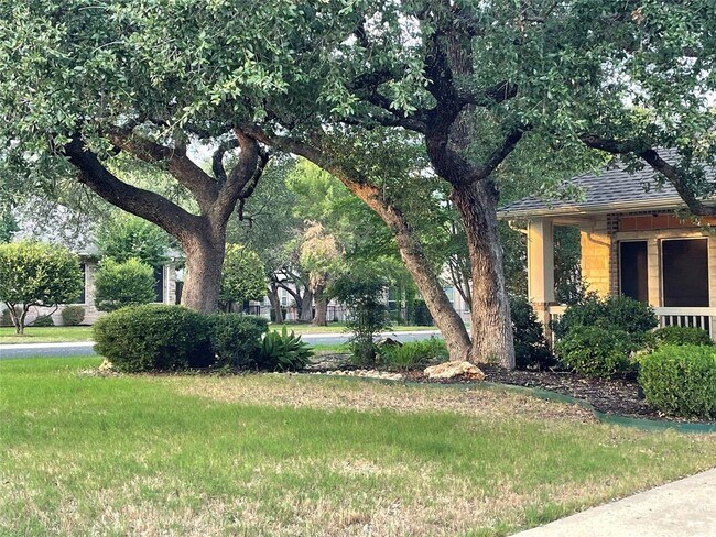 Photo - 120 Brazos Dr