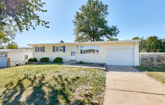 Photo - 2770 Dove Dr