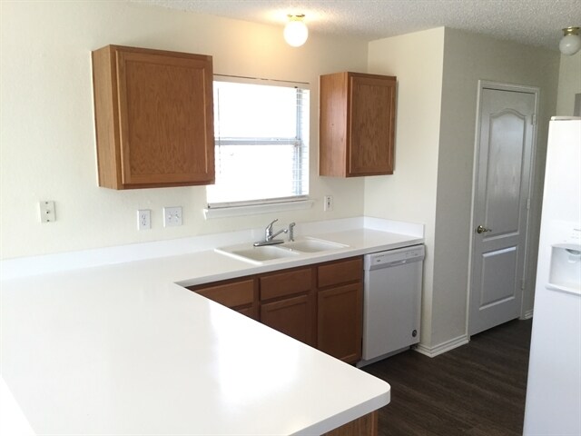 Photo - 1004 Ashland Ct