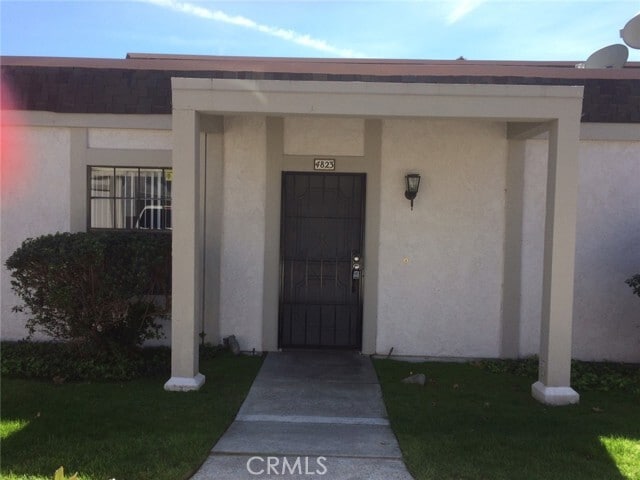 Building Photo - 4823 Fieldbrook Ln Unit 24