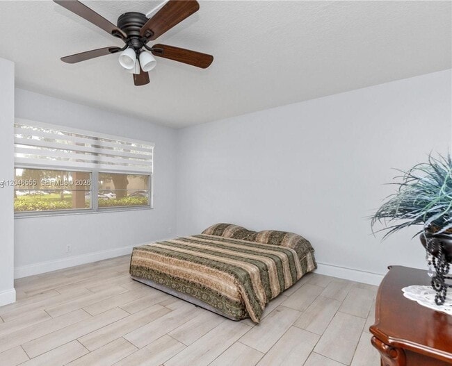 Photo - 1110 SW 125th Ave Unit 112M