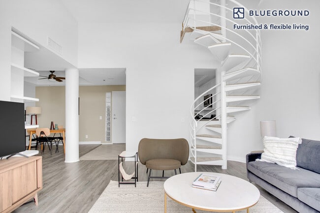 Photo - 4532 Murietta Ave Unit FL3-ID779