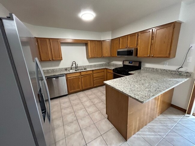 Photo - 2 bedroom, 1.5 bath Townhouse Unit 1283 Lake Charles Avenue