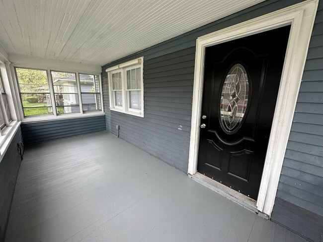 Photo - 1430 N Church St