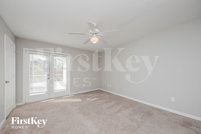 Photo - 301 Balmoral Ct