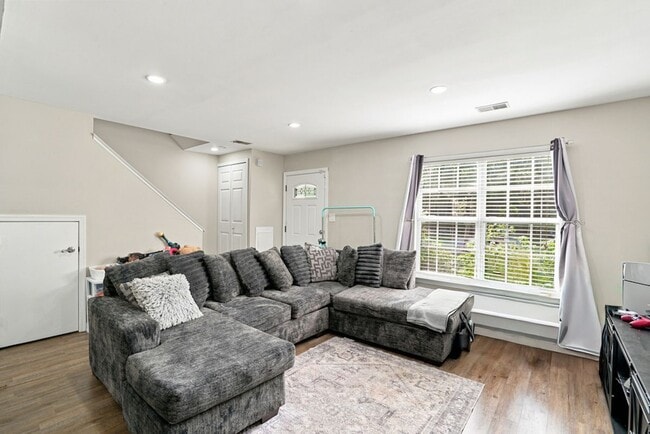 Photo - 4181 Bluebird Dr