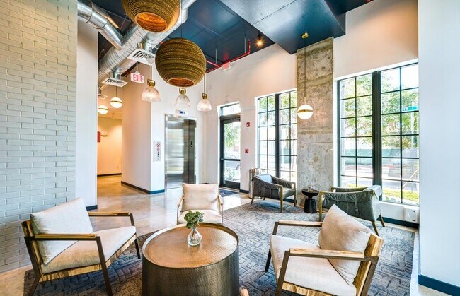 401 NW 1st Ave Unit 404