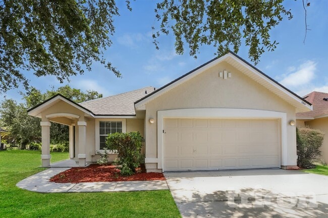 Building Photo - 12048 Coachman Lakes Way