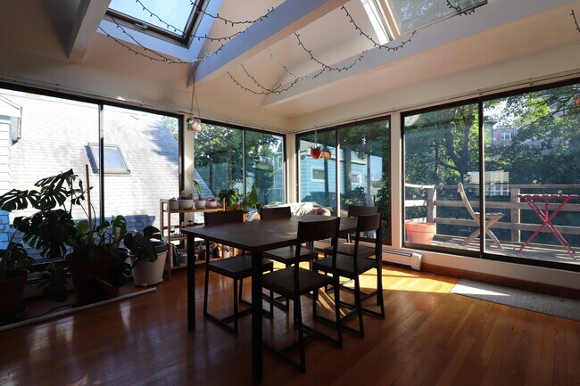 40 Atherton Rd Unit 2