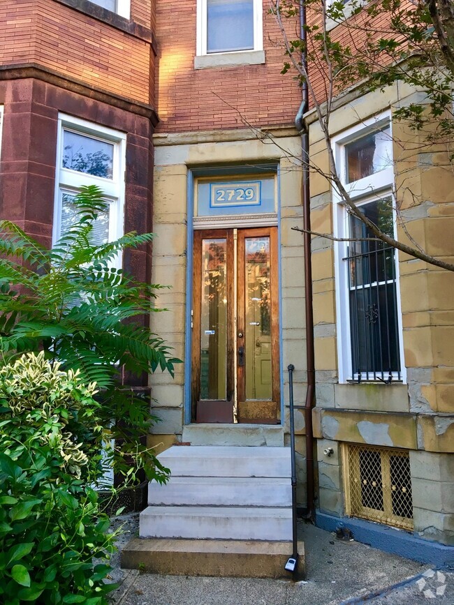 Building Photo - For Rent: Charming Living on St. Paul Stre... Unit 1 Rental