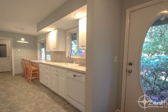 Photo - 12908 NE Salmon Creek Ave