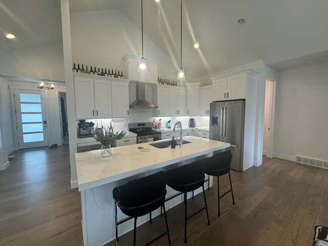 564 Fashion Creek Ct