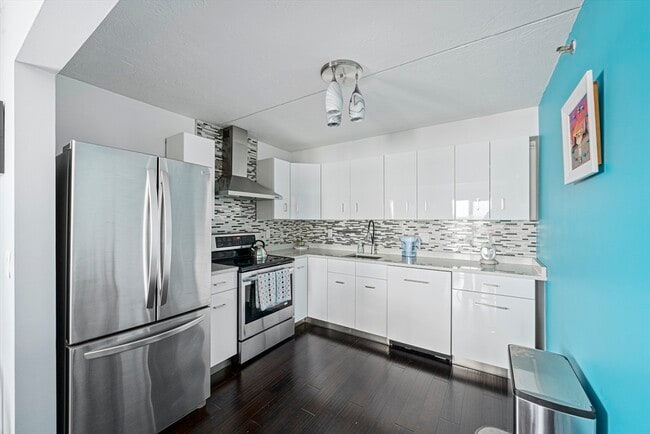 Building Photo - 100 Cove Way Unit 912 Rental