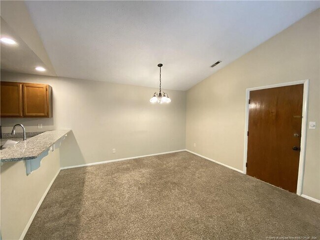 1853 Tryon Dr