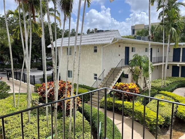 Photo - 8603 SW 68th Ct Unit 27