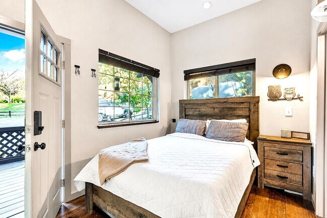 Photo - 23253 WA-534 Unit SI ID1537060P