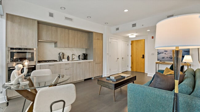 Photo - 1924 8th St NW Unidad SI ID1395396P