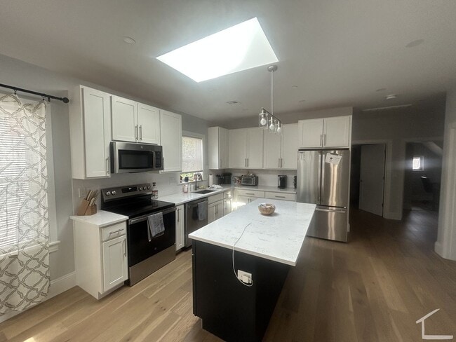 Photo - Awesome 3 bed 2 bath in Brighton