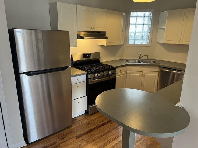 Photo - 3 bedroom in Chicago IL 60622 Unit 2