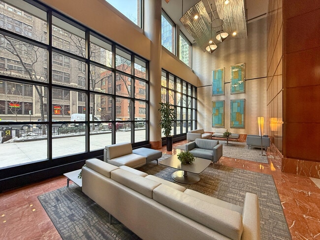 Photo - 211 E Ohio St Unit 2707