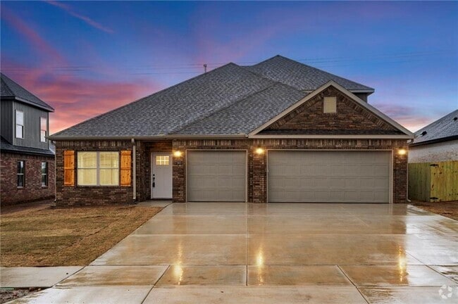 Building Photo - 7303 SW Basswood Ave Rental