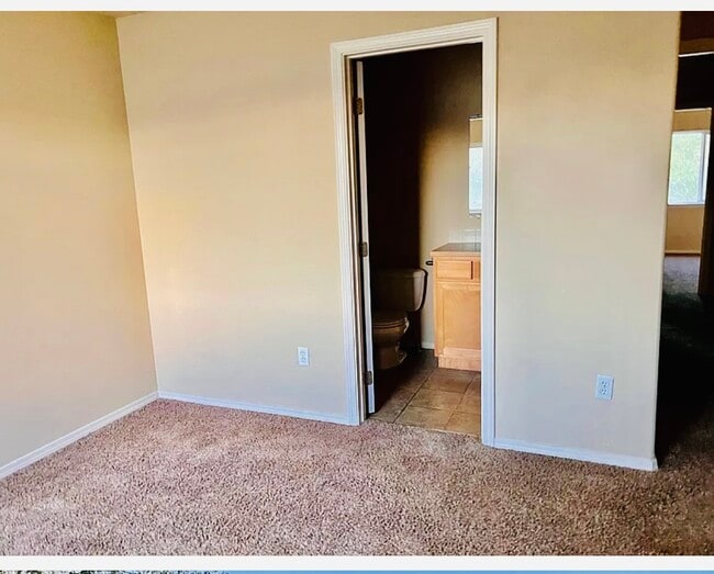 Photo - 1113 E 6th S