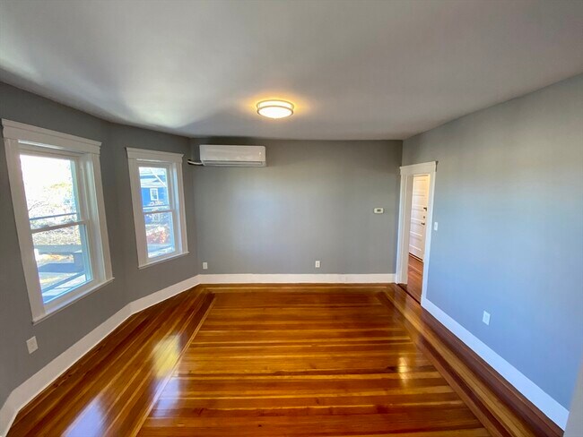 Photo - 11 Dudley St Unit 2