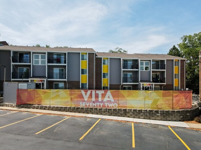 Building Photo - 2506 S 72nd Ct Unit 12 RWD