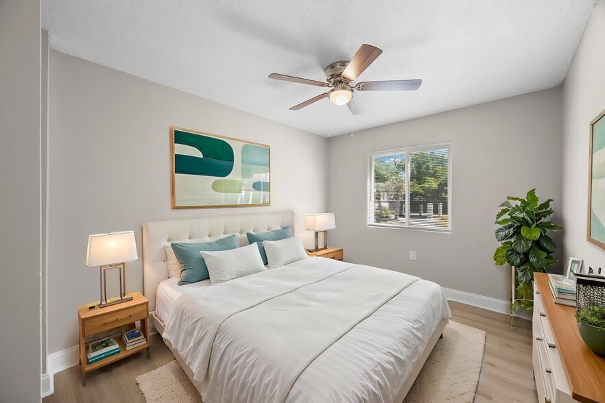 Pine Crest Apartments