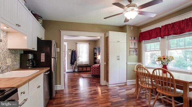 Photo - 502 Central Ave