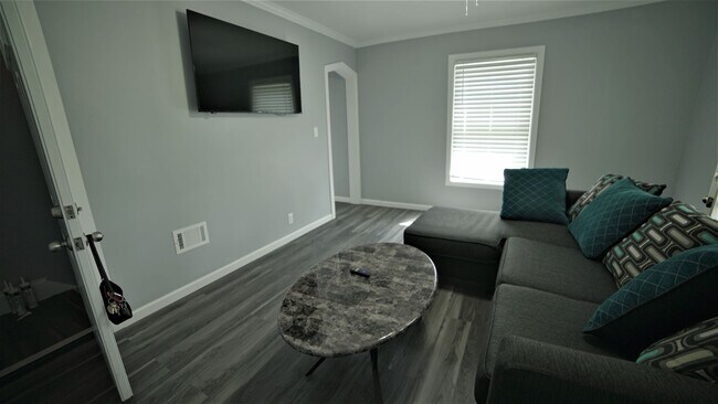 Photo - 121 Lexington Ave