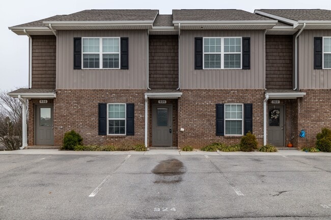 Photo - 924 Warrior Hill Dr