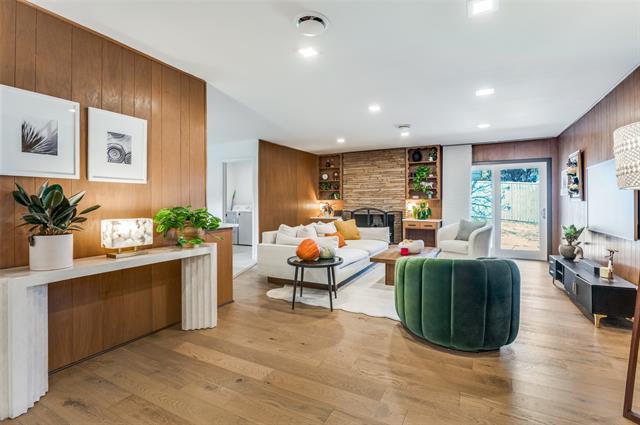 Photo - 2855 W 9th St