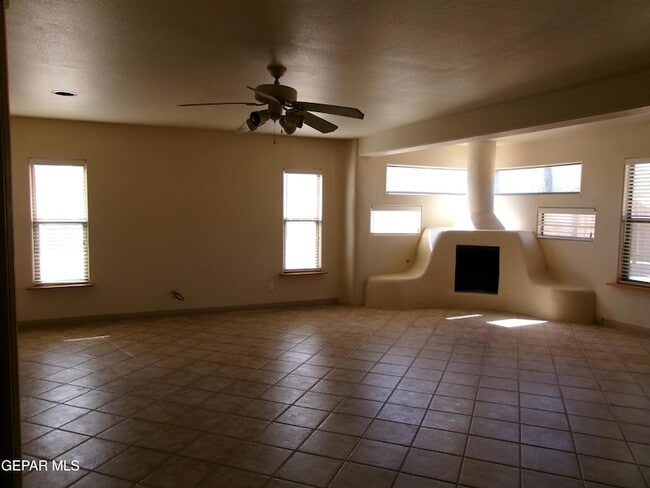 Photo - 3933 Emory Rd