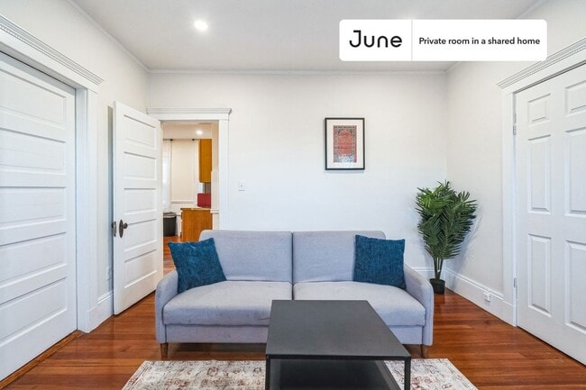 Photo - Room in Shared 3 bed/1 bath home Unit B