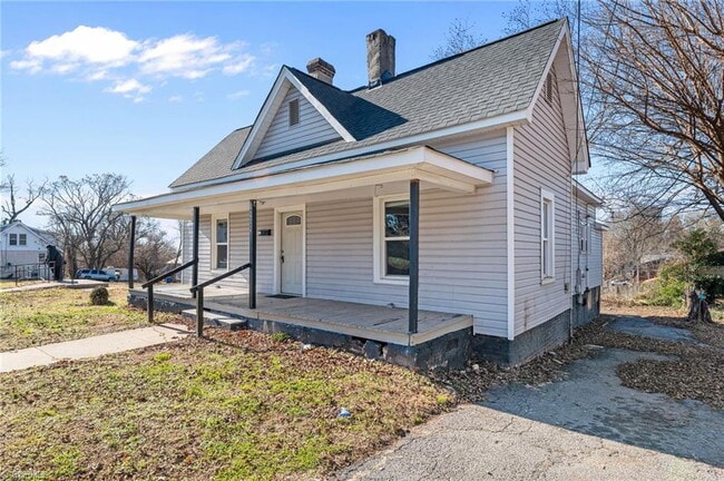 "Charming 4-Bedroom Home in the Heart of Winston-Salem-Pets Welcome Housing Vouchers Accepted!