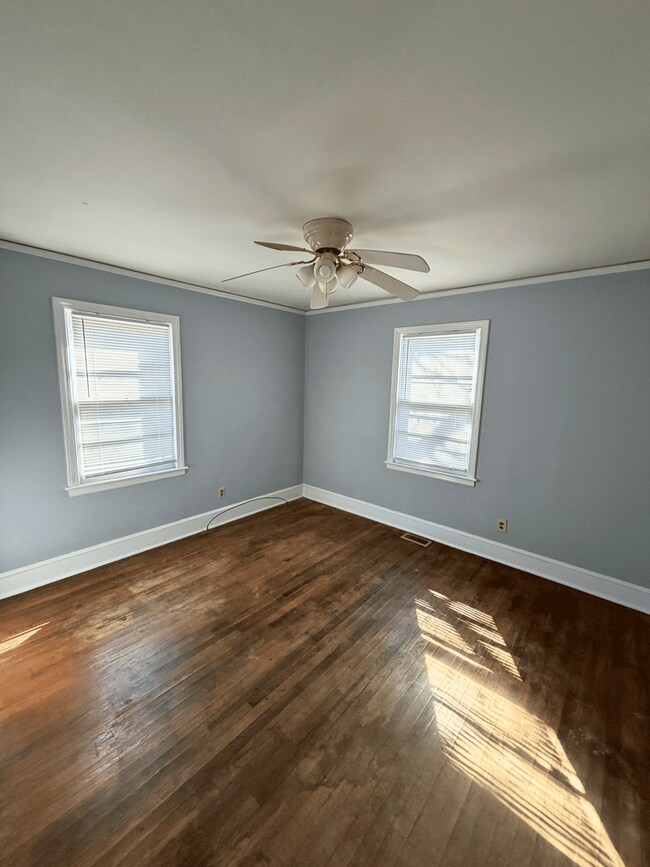 Photo - Spacious 2-Bed Home Across from Pickens Library