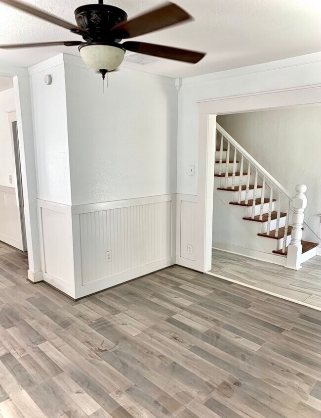 Photo - 3308 Harding st