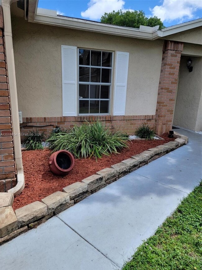Photo - 14115 Langley Pl