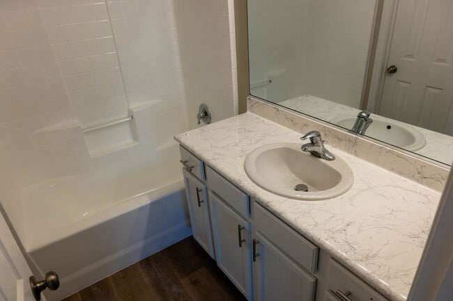Photo - Newly Renovated - 4 BEDROOM - 2.5 BATHROOM HOME