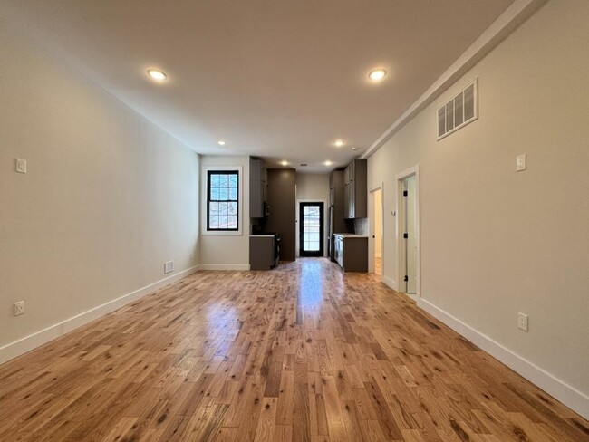 Photo - 241 Palisade Ave Apartment Unit 1