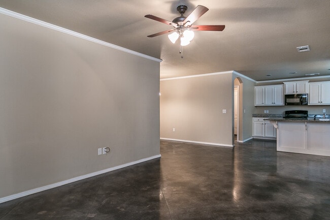 Photo - 3/2 Townhome in Tradewinds