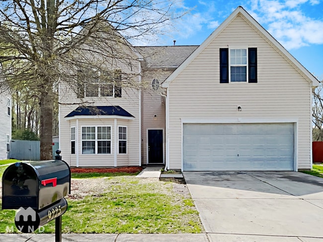 Building Photo - 9225 Bradstreet Commons Way