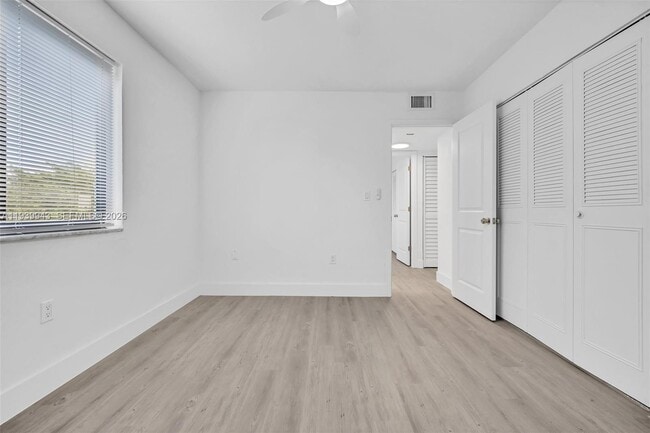 Photo - 1530 SW 2nd St Unit 301