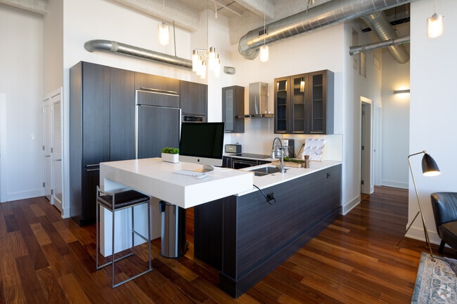2 BR