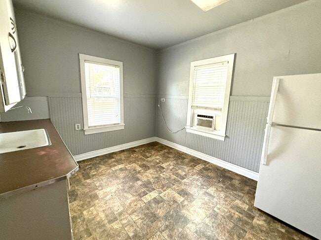 Photo - 336 D St NW