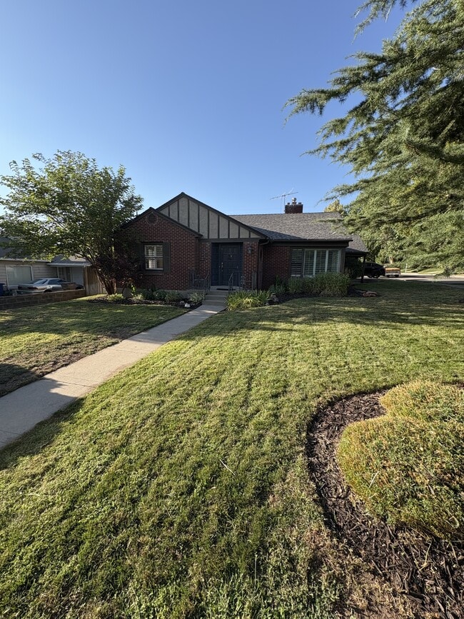 Building Photo - 2395 Bernadine Dr Rental