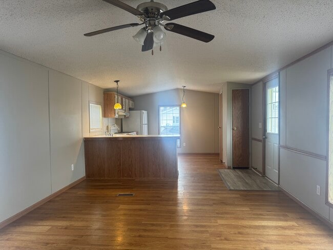 Photo - 4103 Lady Slipper Dr
