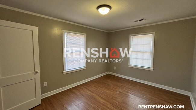 Photo - 1840 Hartland St