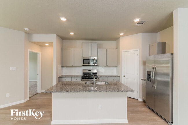 Photo - 1902 Morse Way